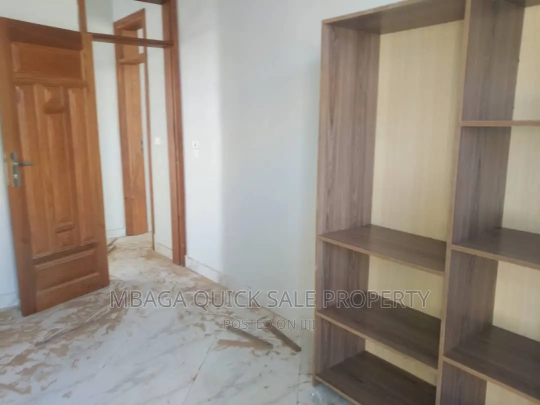 3bdrm House in Mikocheni for rent