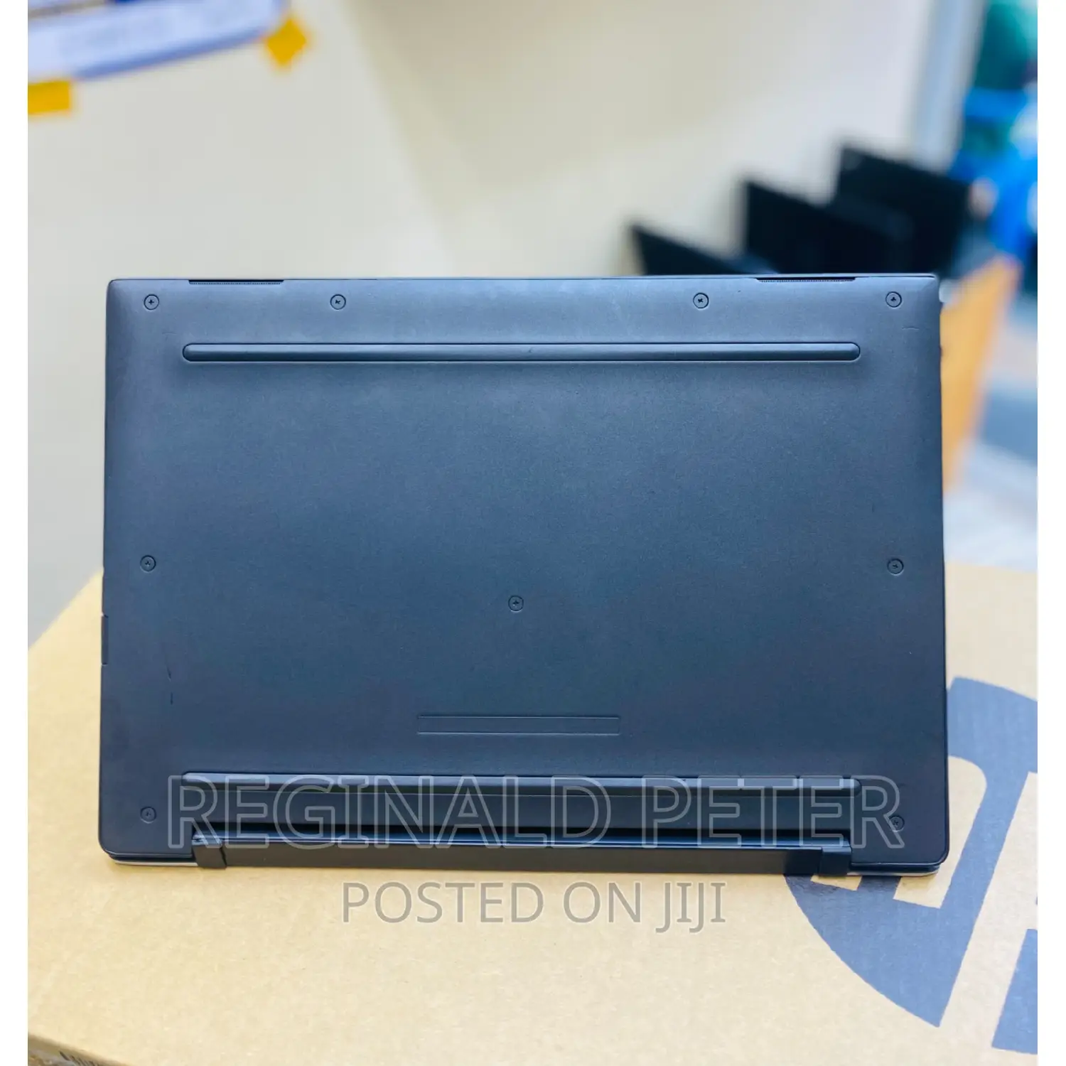 Laptop Dell Inspiron 13 7370 8GB Intel Core M SSD 250GB