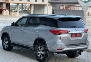 Toyota Fortuner 2017 Gray