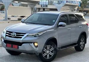 Toyota Fortuner 2017 Gray