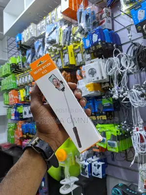 Selfie Stick With Good and Strong Appearance