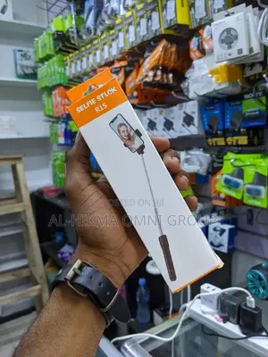 Selfie Stick With Good and Strong Appearance
