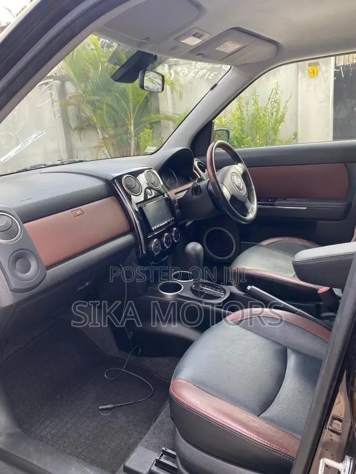 Mazda Verisa 2007 Black
