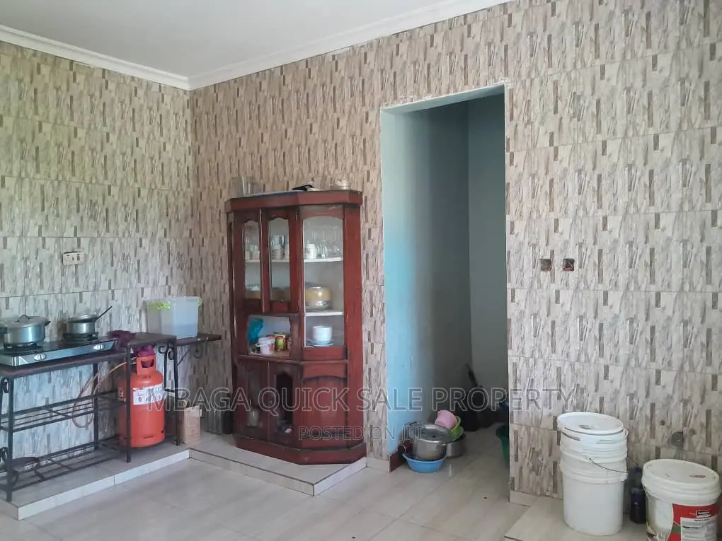 3bdrm House in Goba for sale