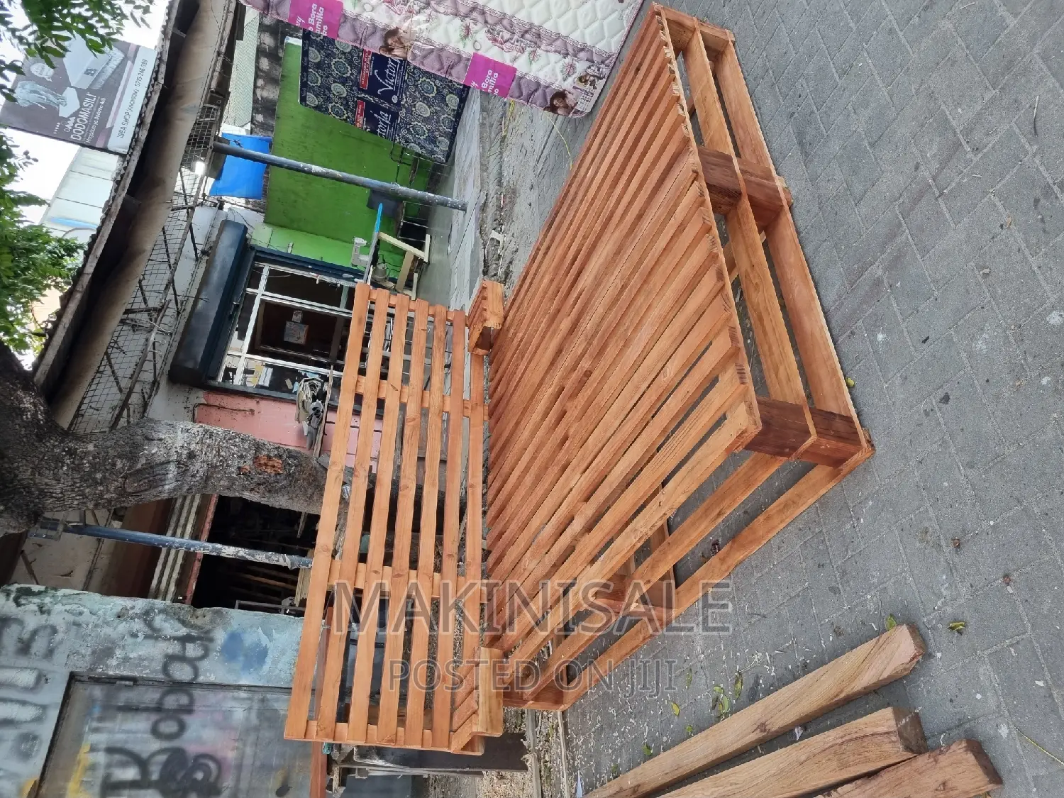 Kitanda Cha Pallet Wood  Kizuri Sana