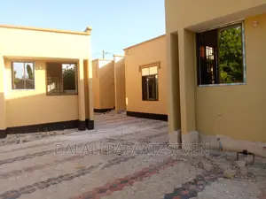 1bdrm Apartment in Dalalipapaatzseven, Kinondoni for rent