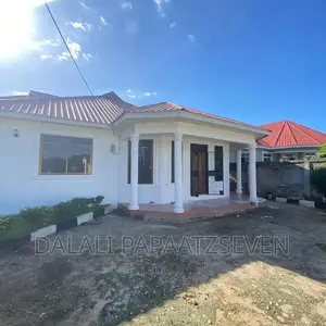 3bdrm House in Dalalipapaatzseven, Mbweni for rent