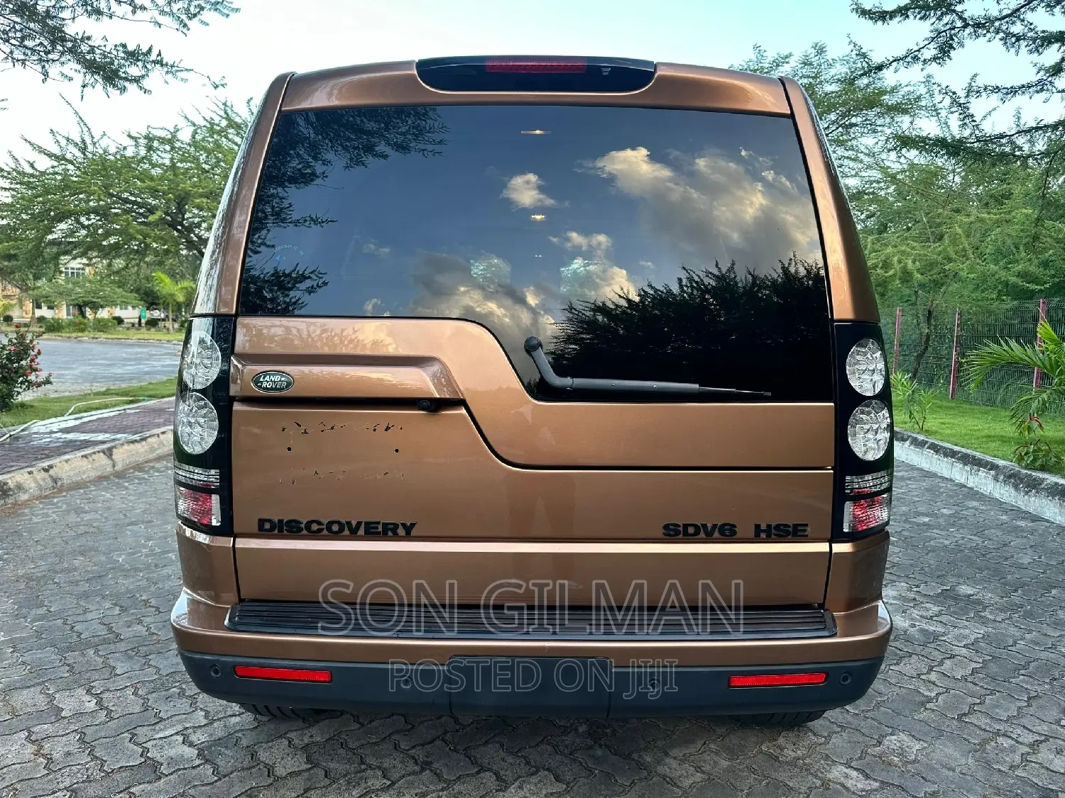 Land Rover Discovery 2014 Brown