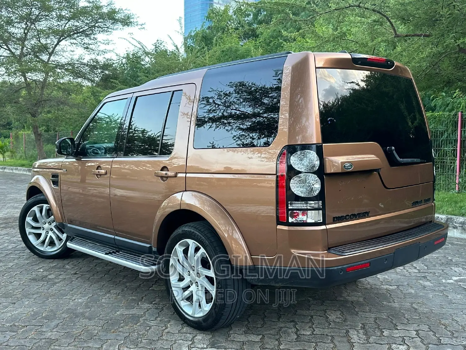 Land Rover Discovery 2014 Brown