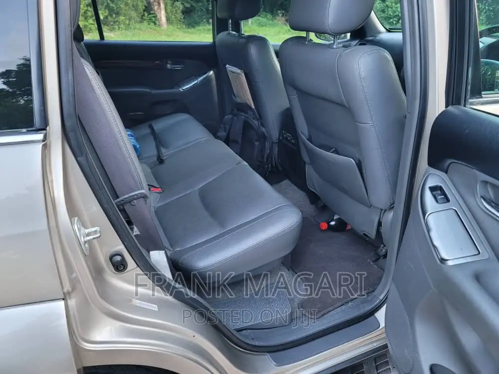 Toyota Land Cruiser Prado 2007 Silver