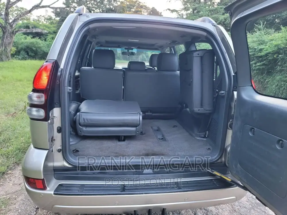Toyota Land Cruiser Prado 2007 Silver