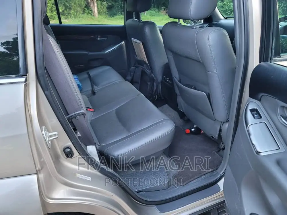 Toyota Land Cruiser Prado 2007 Silver