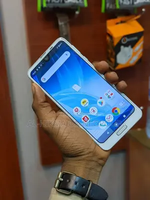 Sharp Aquos R2 64 GB White