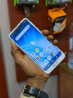 Sharp Aquos R2 64 GB White