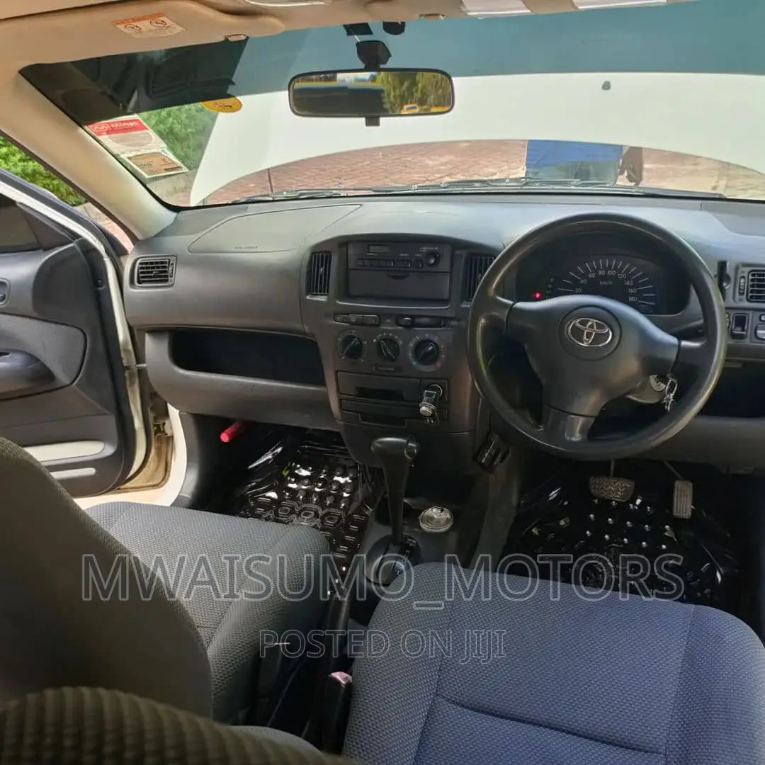 Toyota Succeed 2004 White