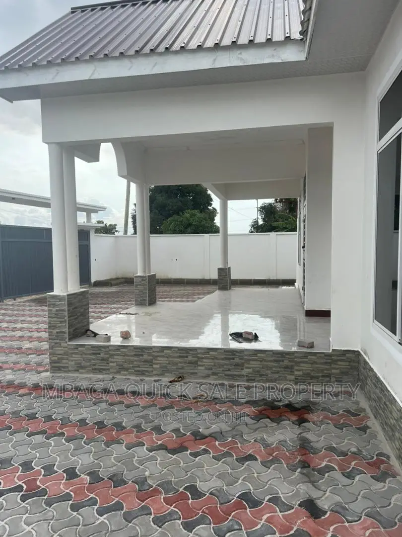 4bdrm House in Kigamboni for sale