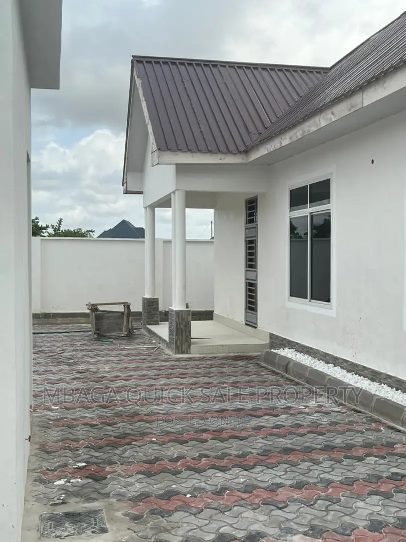 4bdrm House in Kigamboni for sale