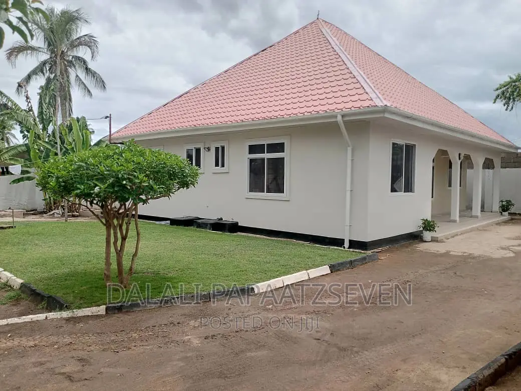 3bdrm House in Dalalipapaatzseven, Kinondoni for rent