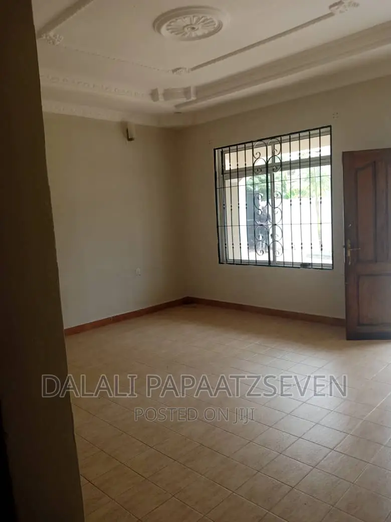 3bdrm House in Dalalipapaatzseven, Kinondoni for rent