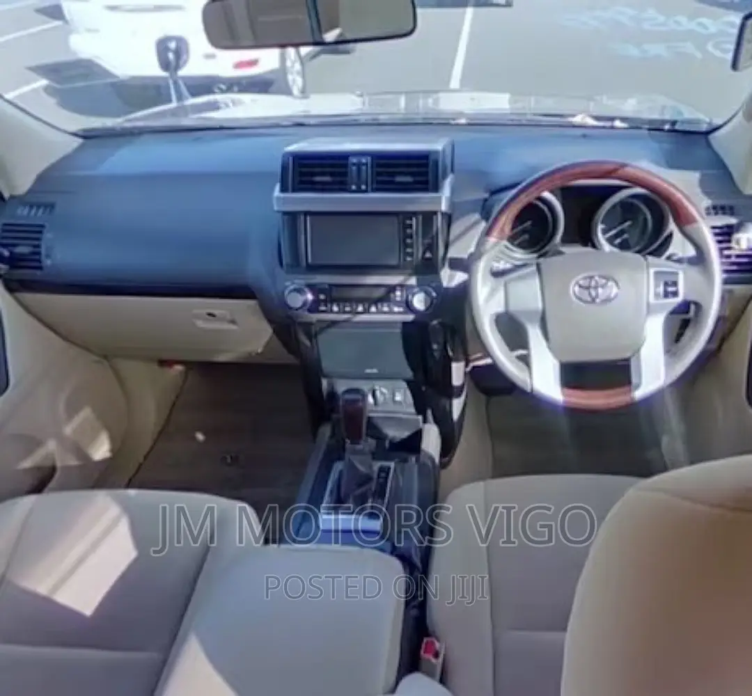 Toyota Land Cruiser Prado 2015 Black