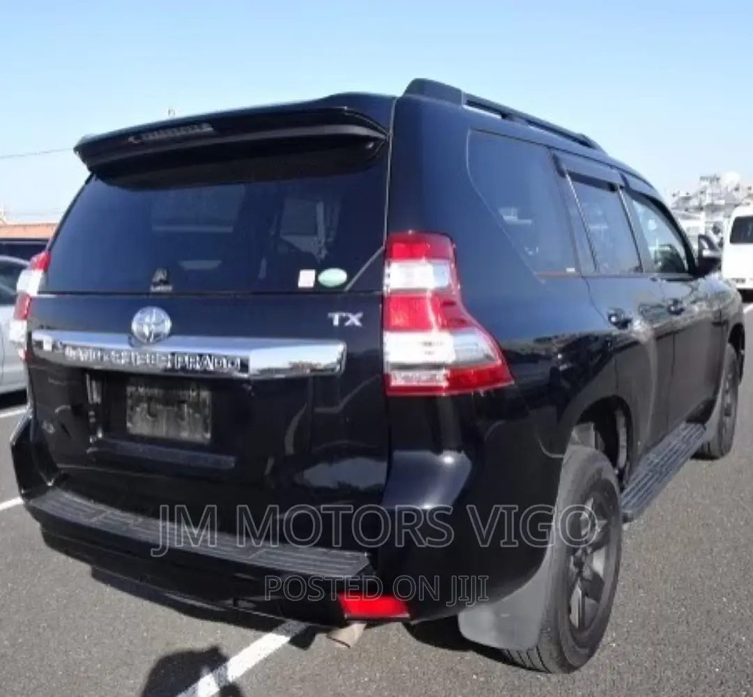 Toyota Land Cruiser Prado 2015 Black