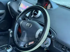 Toyota IST 2006 Gold
