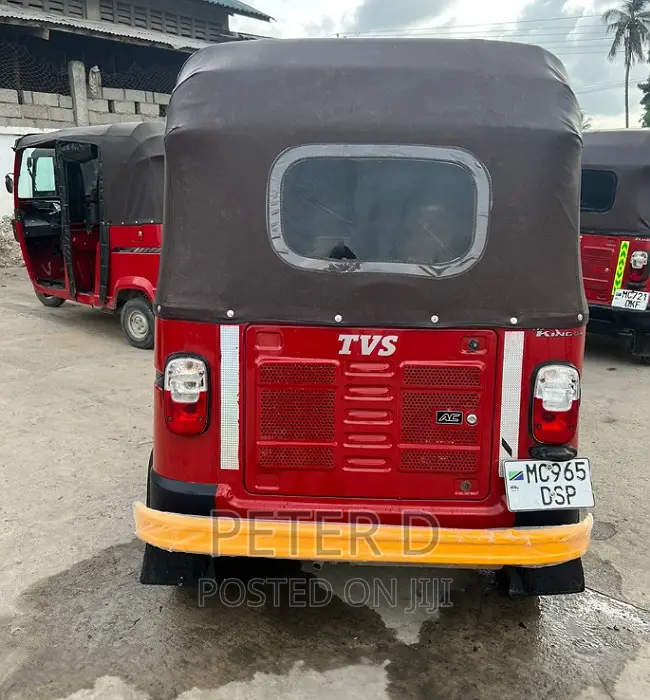 TVS Neo NX 2023 Red