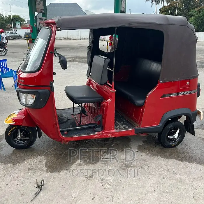 TVS Neo NX 2023 Red