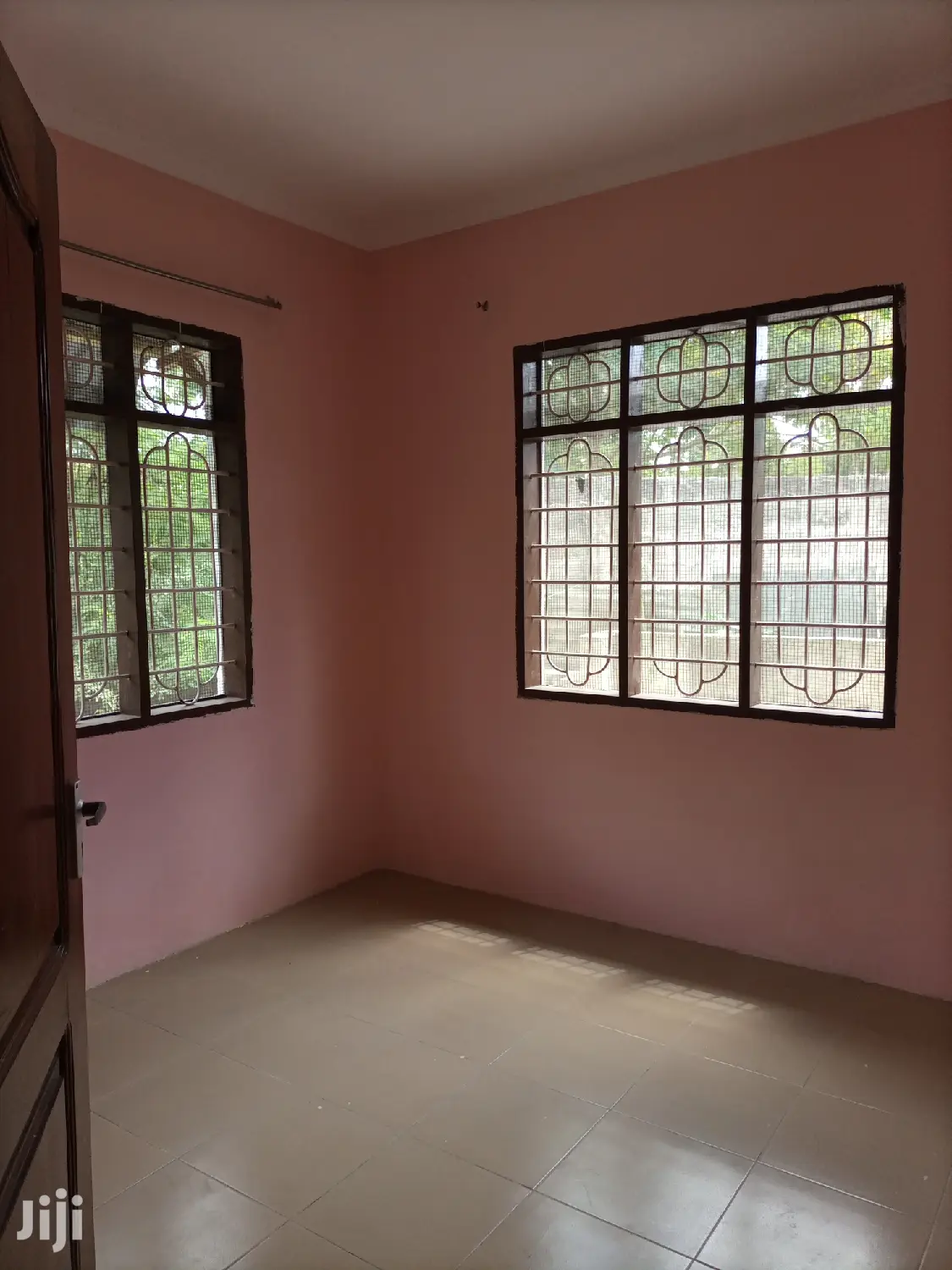 3 Bedroom, Master Na Public Toilet,Sebule, Dinning Na Jiko