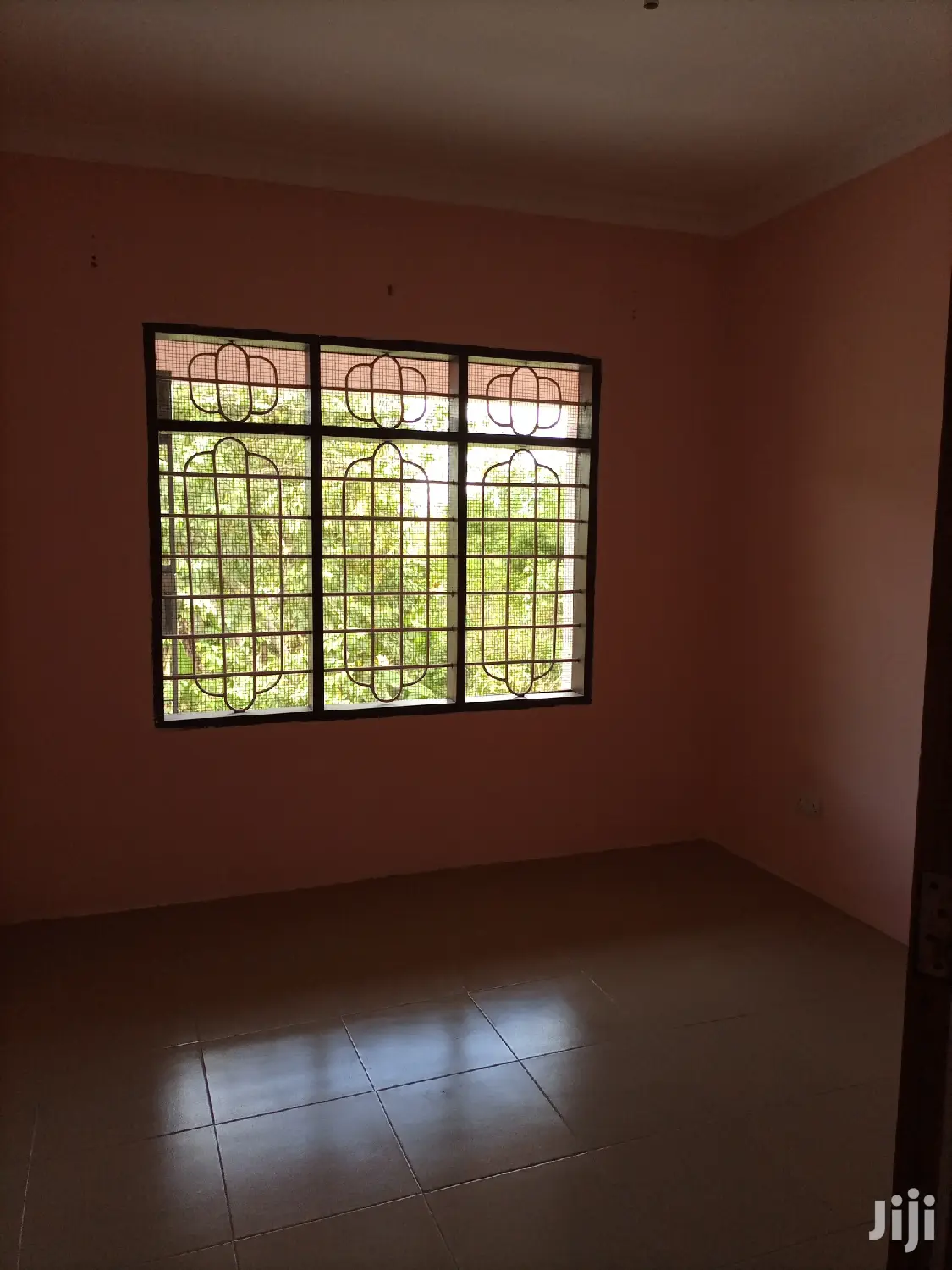 3 Bedroom, Master Na Public Toilet,Sebule, Dinning Na Jiko
