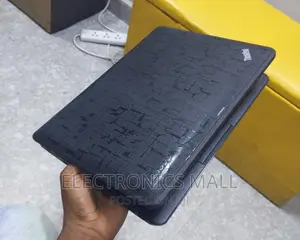 Laptop Lenovo ThinkPad X140e 4GB Intel HDD 500GB