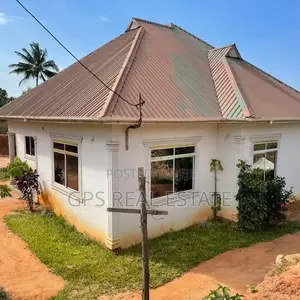 4bdrm House in Kigamboni Mwembe for sale