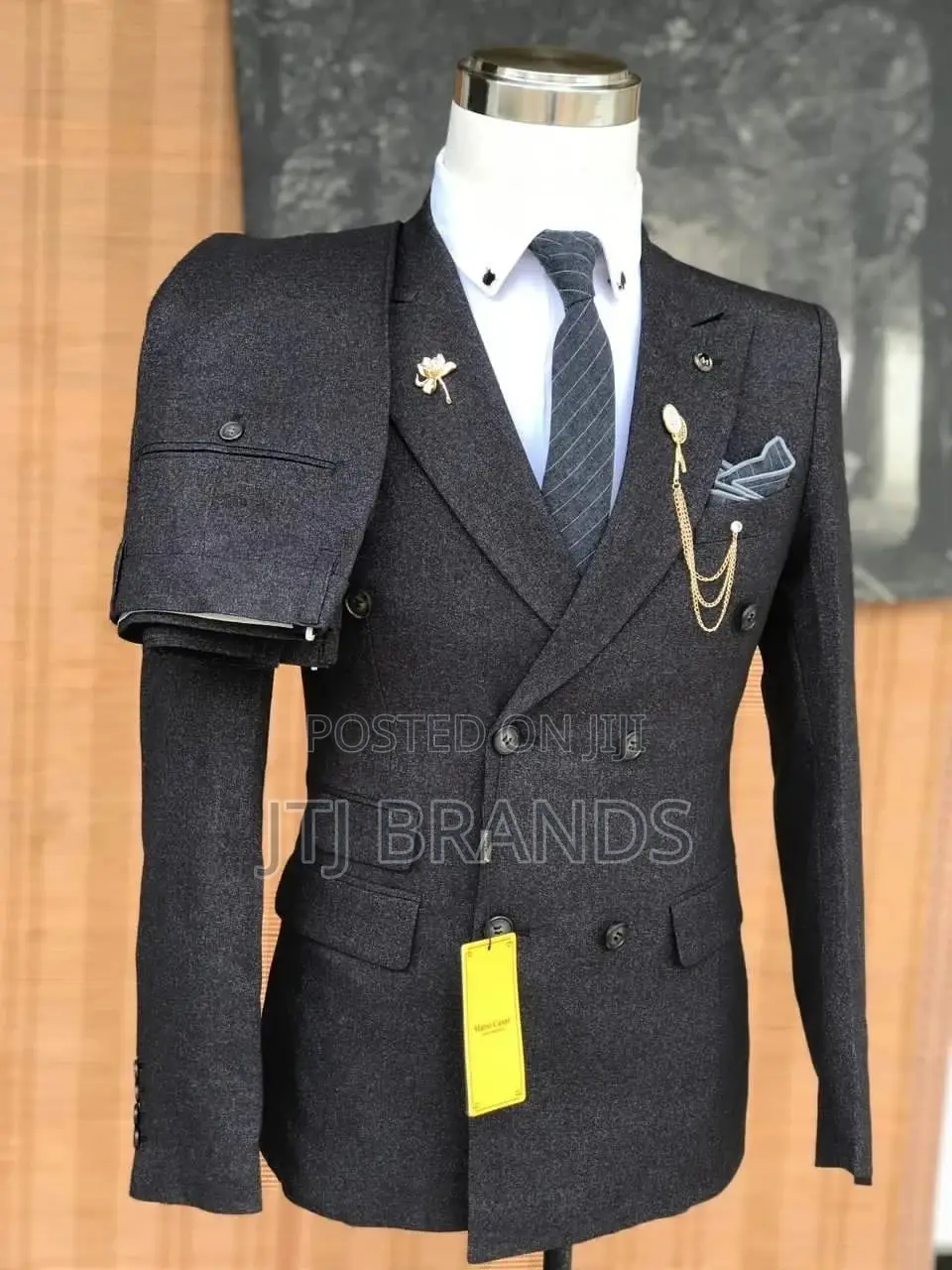 New Men's Suits