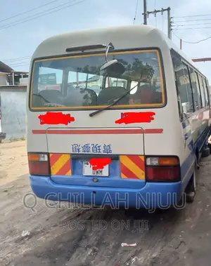 Toyota Coaster 2000 White