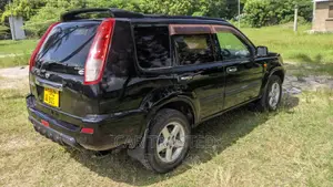 Nissan X-Trail 2.0 2005 Black