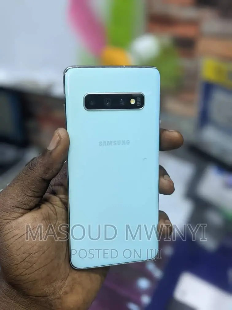 New Samsung Galaxy S10 5G 256 GB