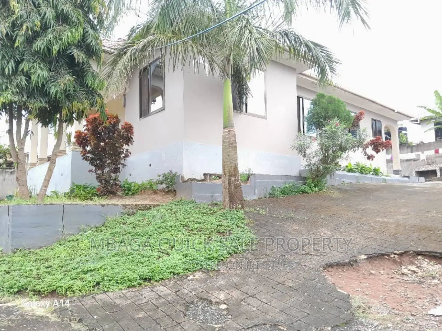 3bdrm House in Mbezi Luis for sale