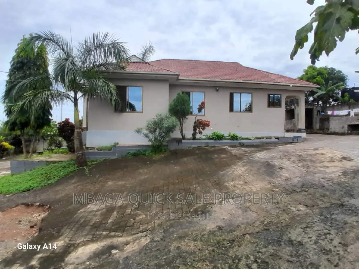 3bdrm House in Mbezi Luis for sale