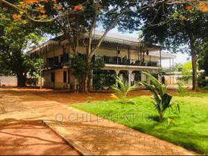 Furnished 8bdrm Apartment in Mbez Beach 8, Kinondoni for sale