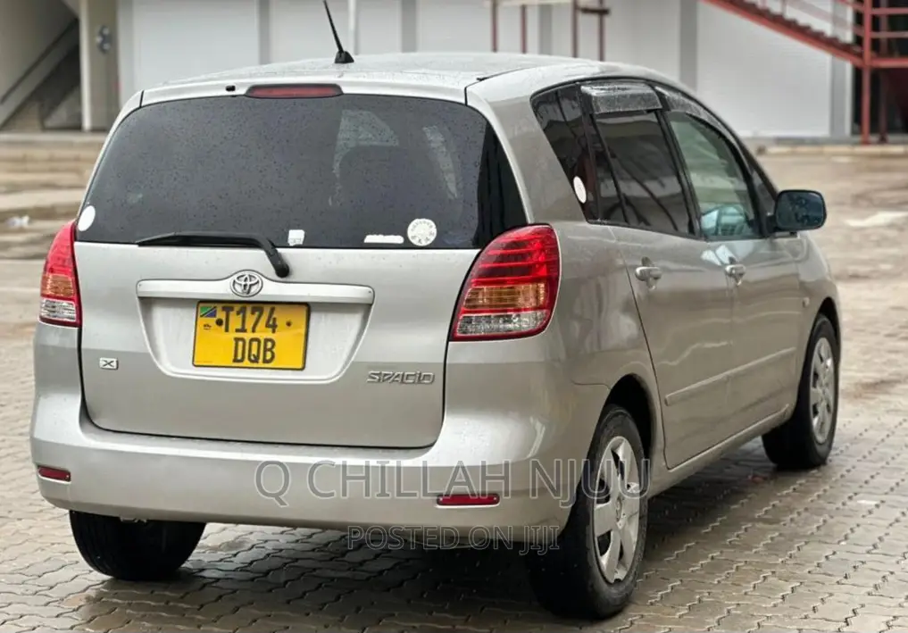 Toyota Corolla Spacio 2005 Silver