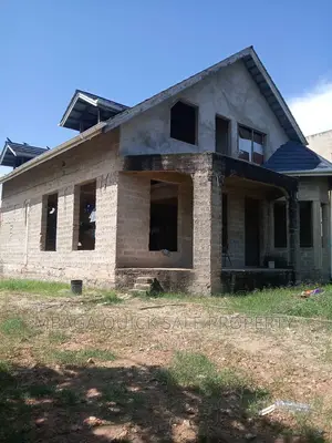 4bdrm House in Kunduchi Beach for sale