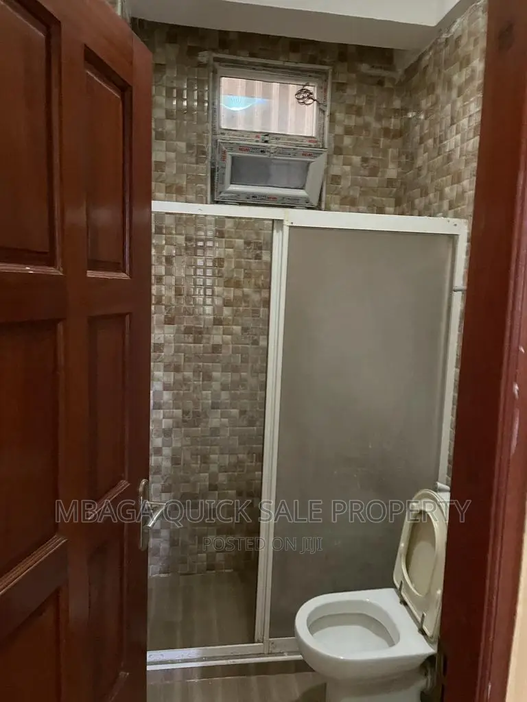 Furnished 4bdrm Apartment in Mikocheni for sale