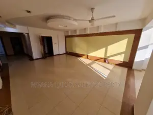 3bdrm Apartment in Upanga for sale