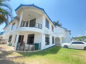 7bdrm House in Mikocheni Kwa for sale