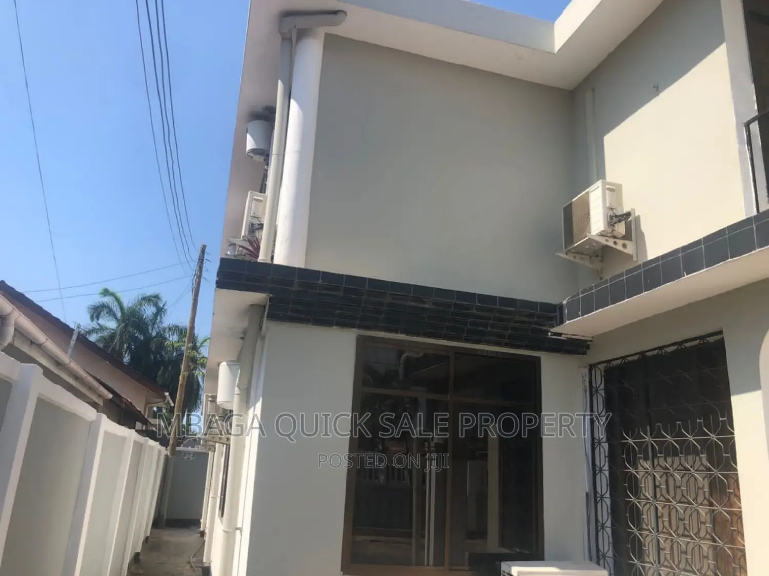 10bdrm House in Mikocheni for rent