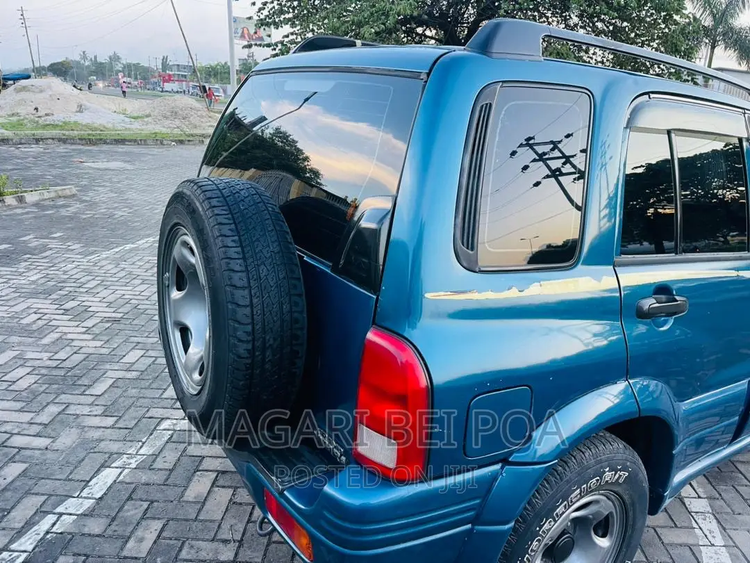 Suzuki Grand Vitara 2000 Blue