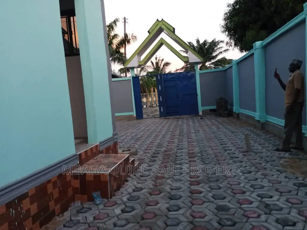 4bdrm House in Chamanzi Mikumi, Chamazi for sale