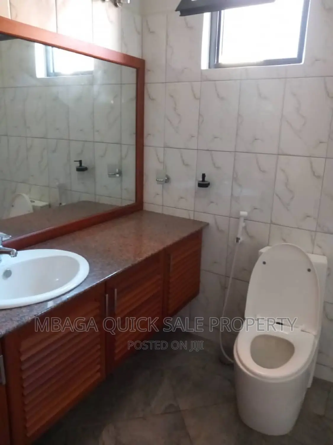 3bdrm House in Kigamboni South for sale