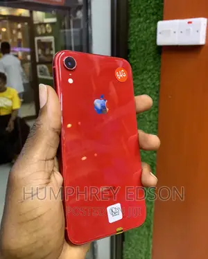 Apple iPhone XR 64 GB Red