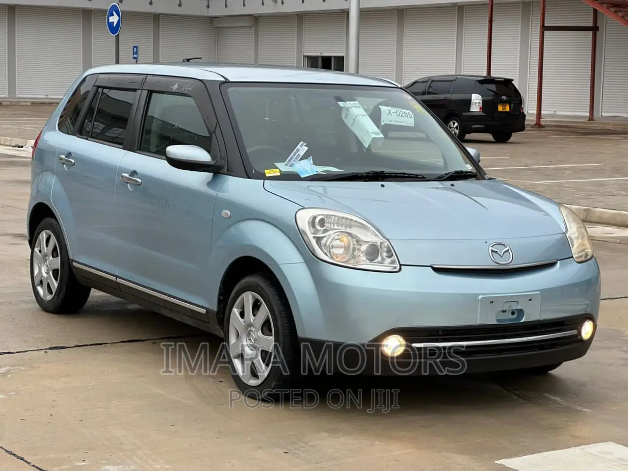 Mazda Verisa 2011 Gray